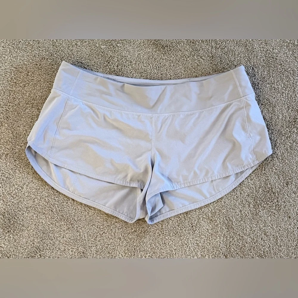 2019 Lululemon Speed Up Shorts 2.5” Silver Lilac Size 12